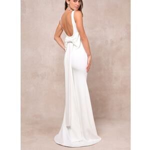 NEW Lulus Bridal Loving Fate White Bow Square Neck Backless Maxi Gown Dress XL